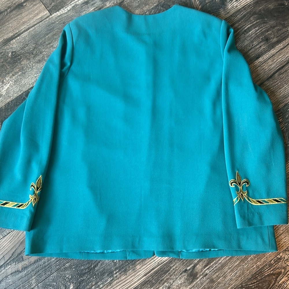 Bob Mackie Wearable Art Teal Embroidered Women's Jacket Fleur De Lis Size 1X - Picture 9 of 9